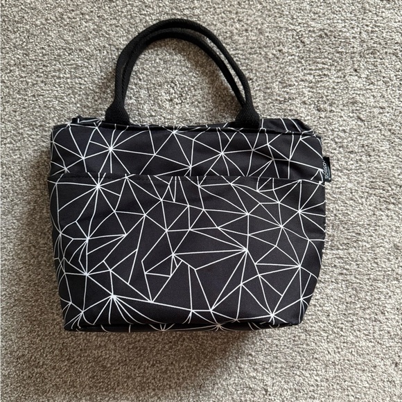 Chic Black Geometric Tote Bag - Picture 7 of 13
